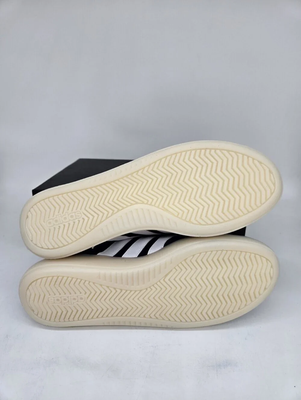 adidas Men's Barreda Decode JI2316 Black White Shoes Size 10.5